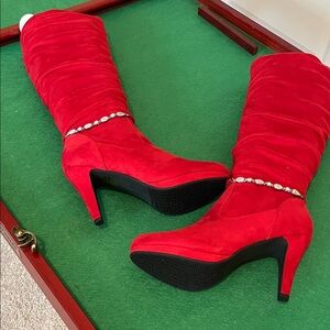 Elegant Red Suede Women's Boots